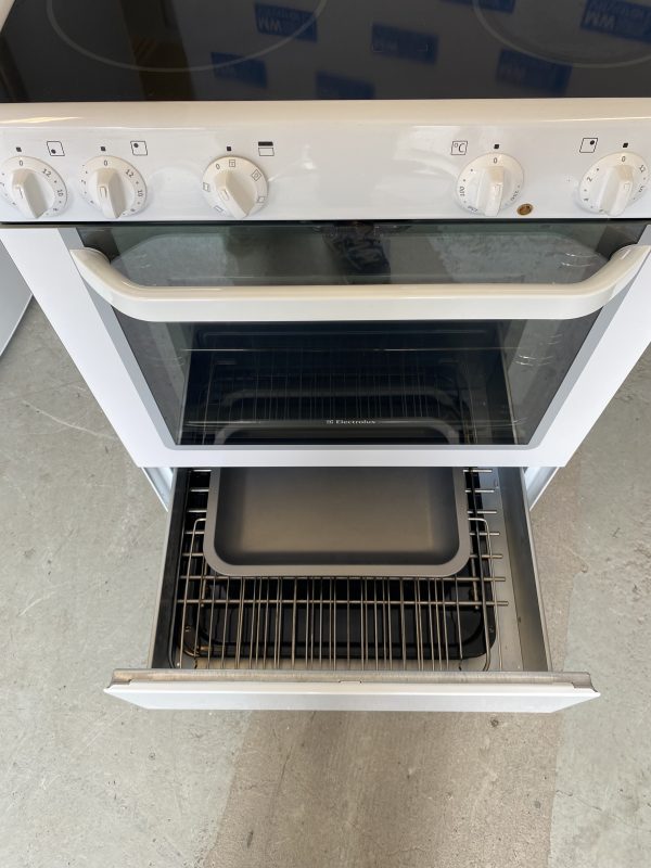 Spis 400 V Electrolux EKC60011W - Bild 5